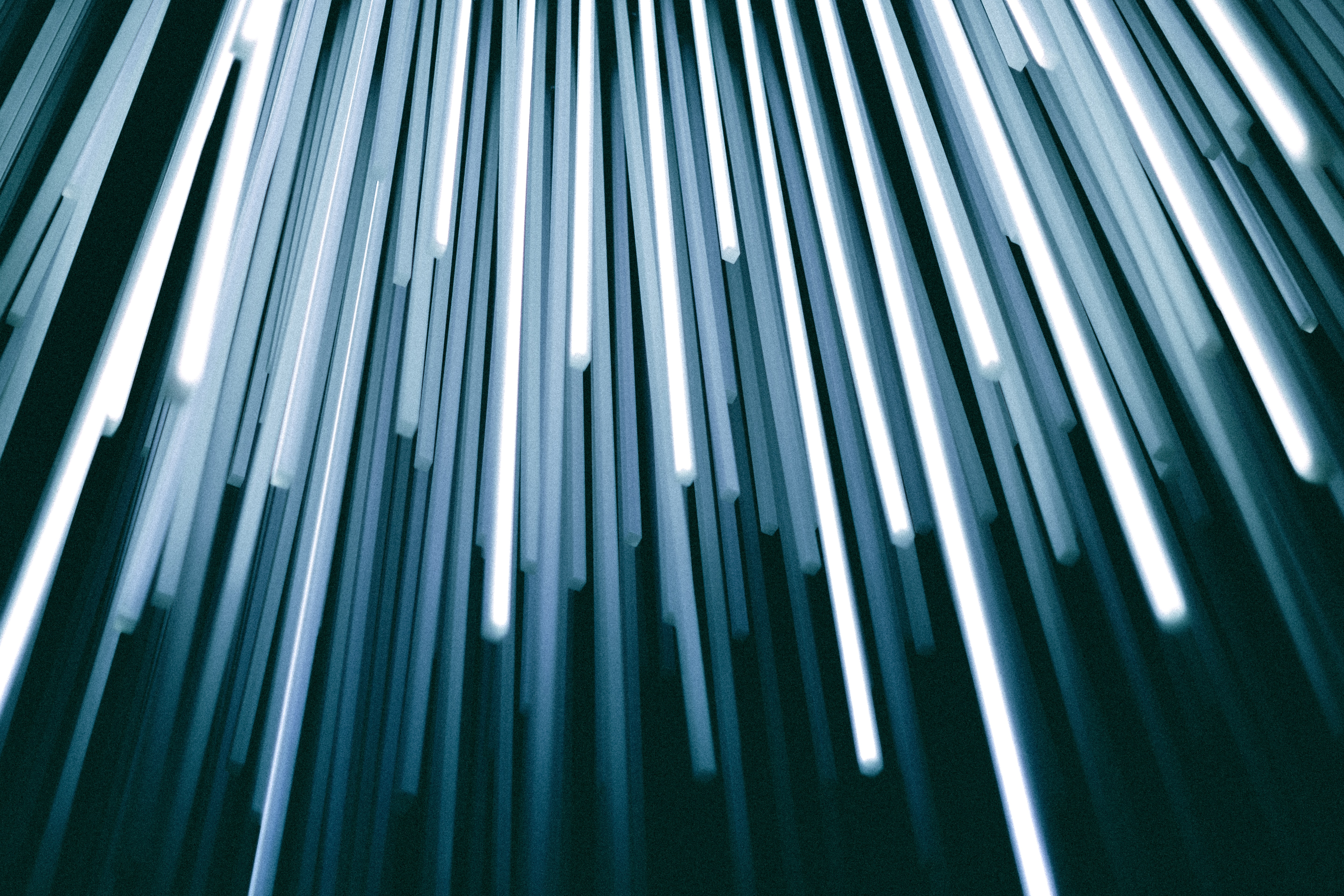 Artificial intelligence in journalism: Key insights and new solutions