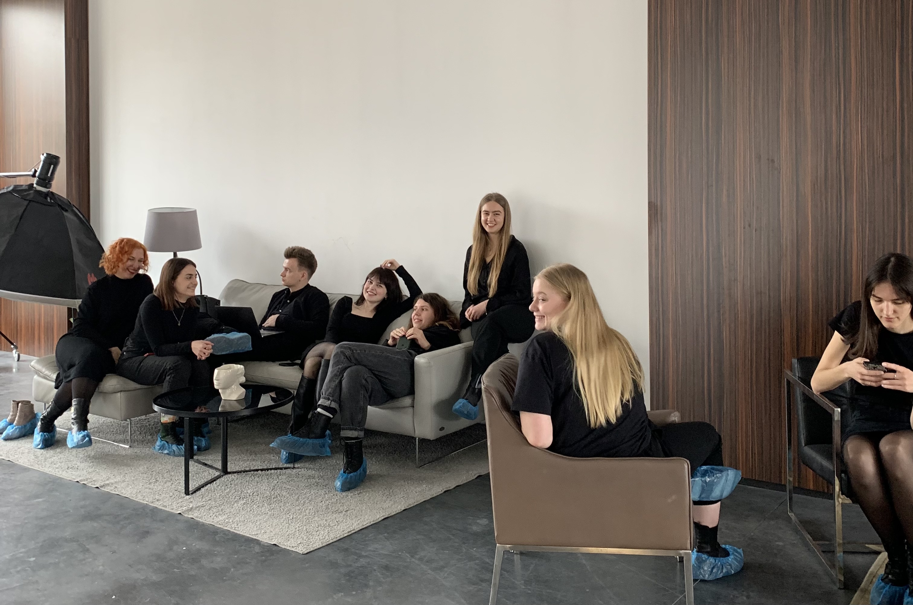 How to make young people read the news? We are focusing on Instagram 